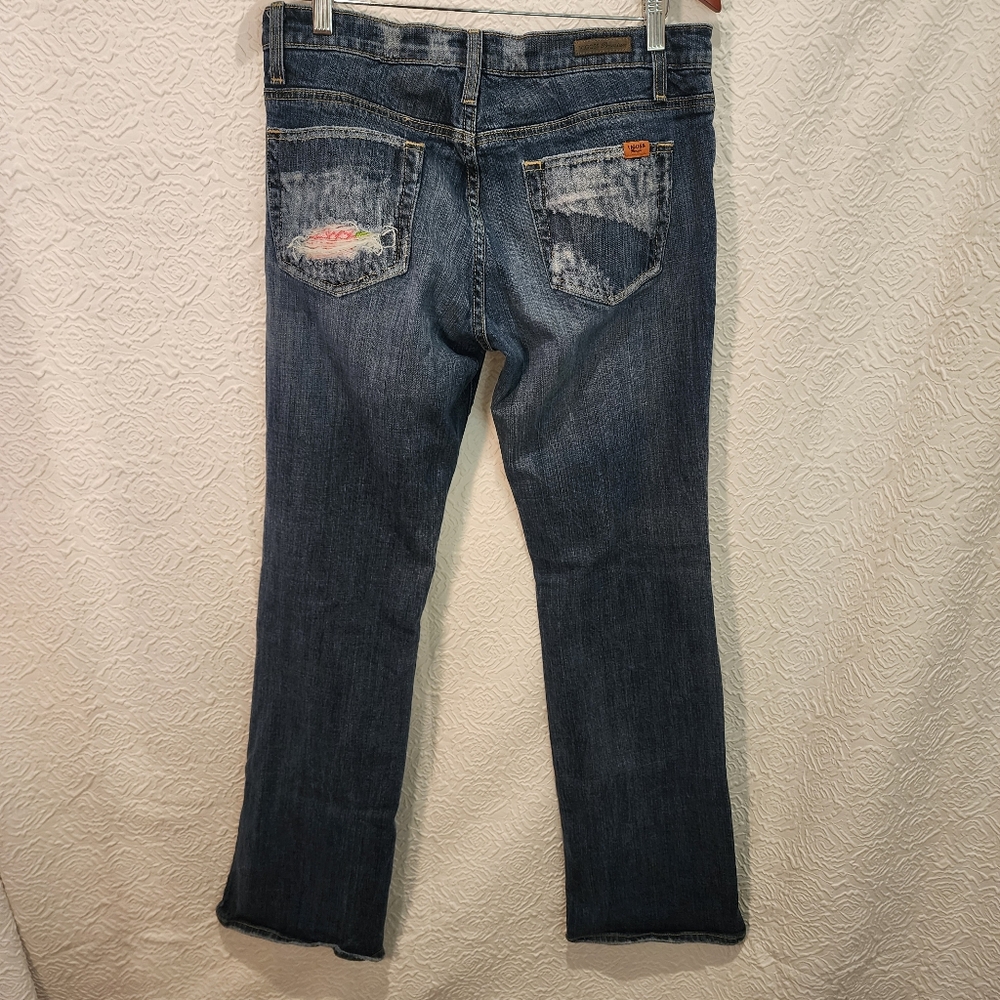 Vigoss Women's Premium Denim Jeans slightly distresse floral accent junior sz 11